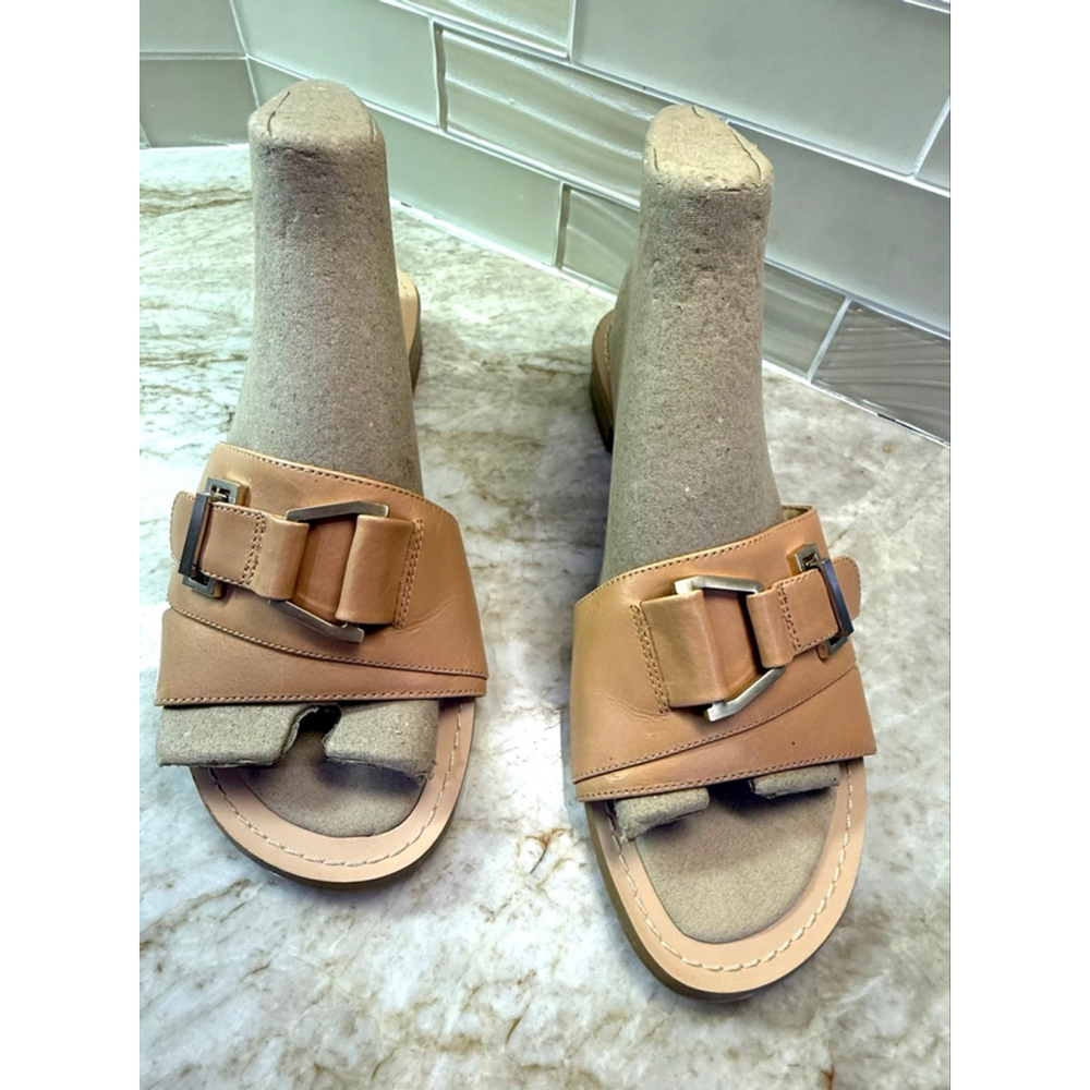 Nine West leather Tan Slide Sandals 8.5 buckle detail